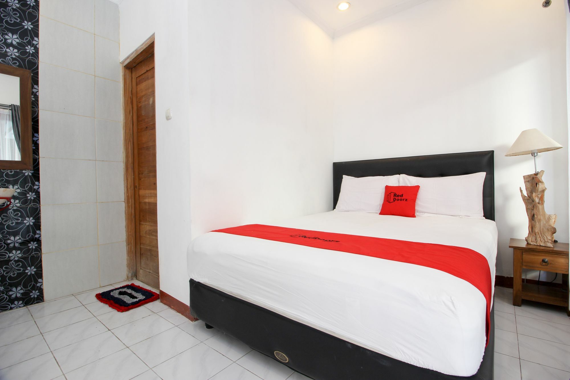 Reddoorz Plus @ Prawirotaman 3 Yogyakarta Exteriör bild