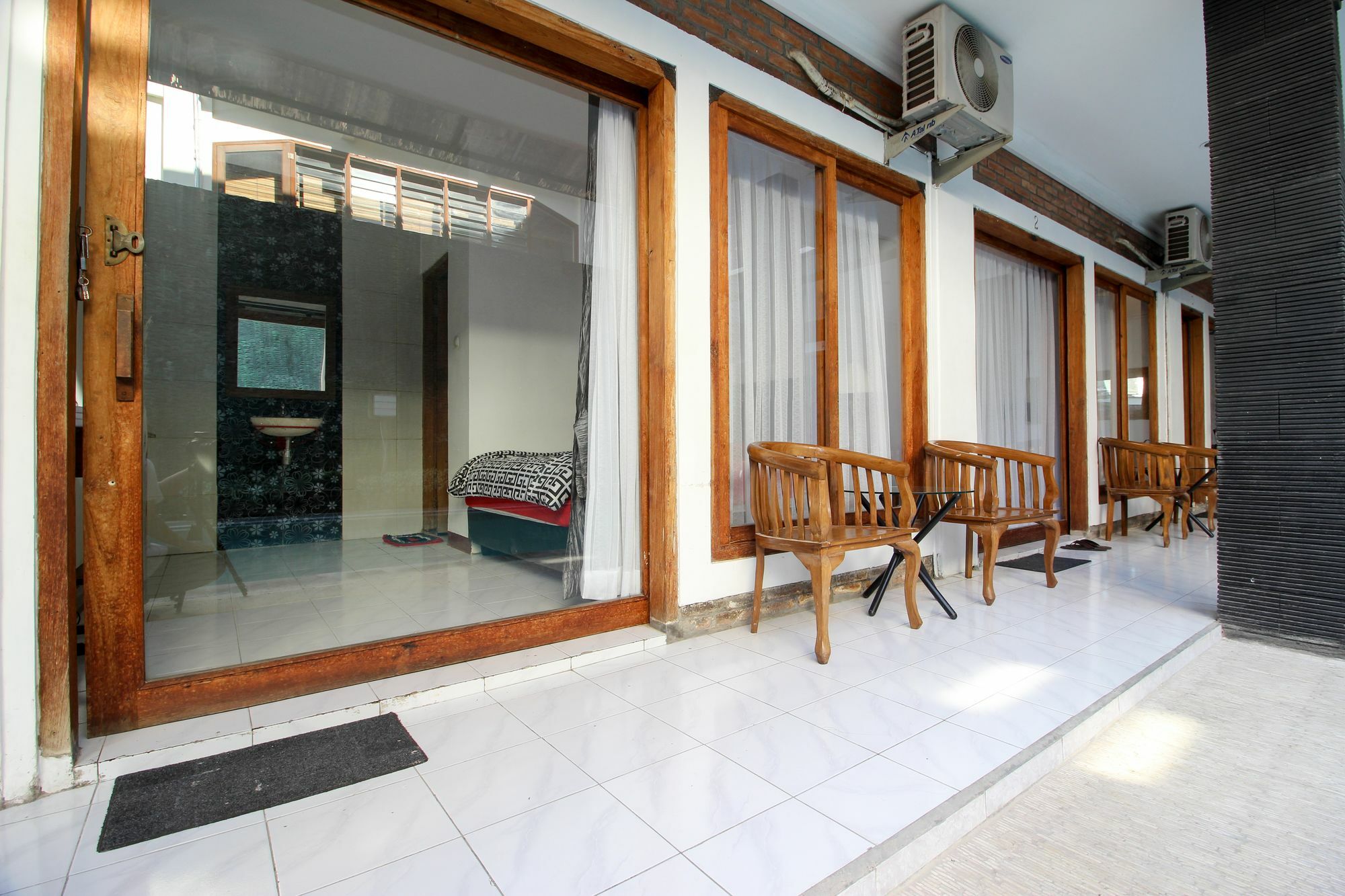 Reddoorz Plus @ Prawirotaman 3 Yogyakarta Exteriör bild